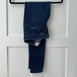 Easy Money Jeans • Size 25